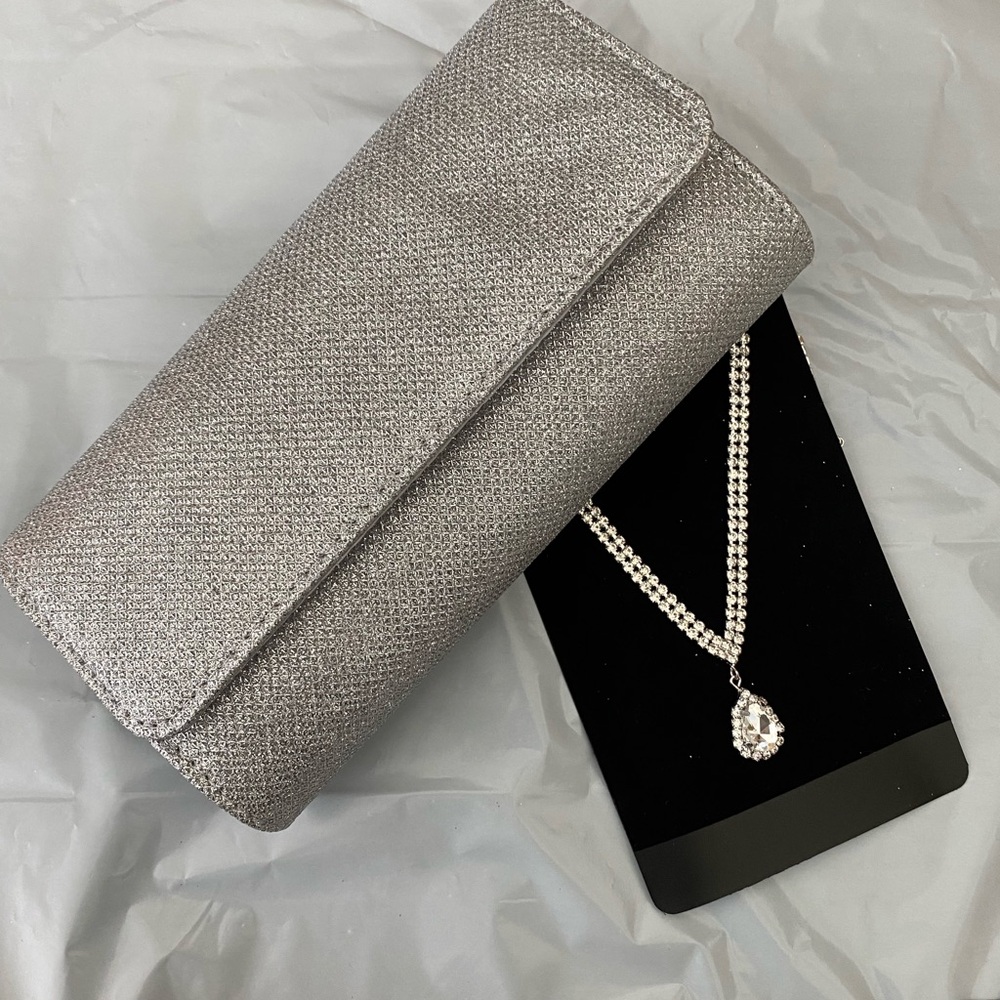 Elegant Silver Clutch Bag with chain (the necklace is a gift)